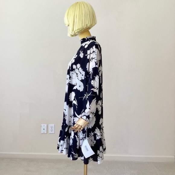 Ganni Black/White Silk Floral Print Long Sleeves Dress 2/34 - Picture 3 of 10